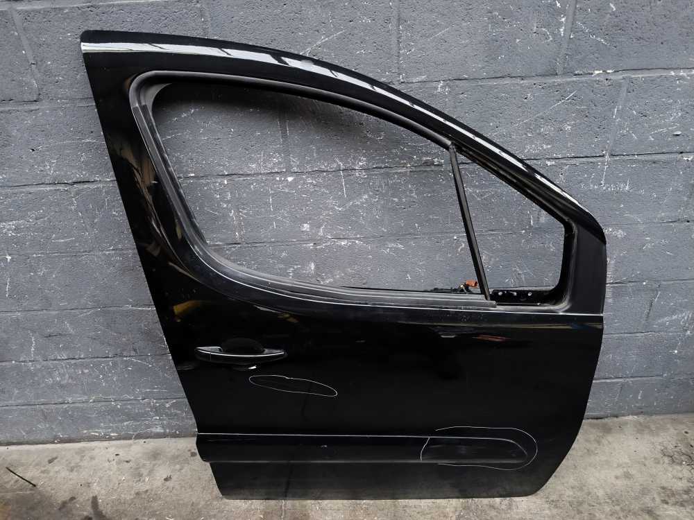 PORTE AVANT DROIT CITROEN/PEUGEOT - Vue 1